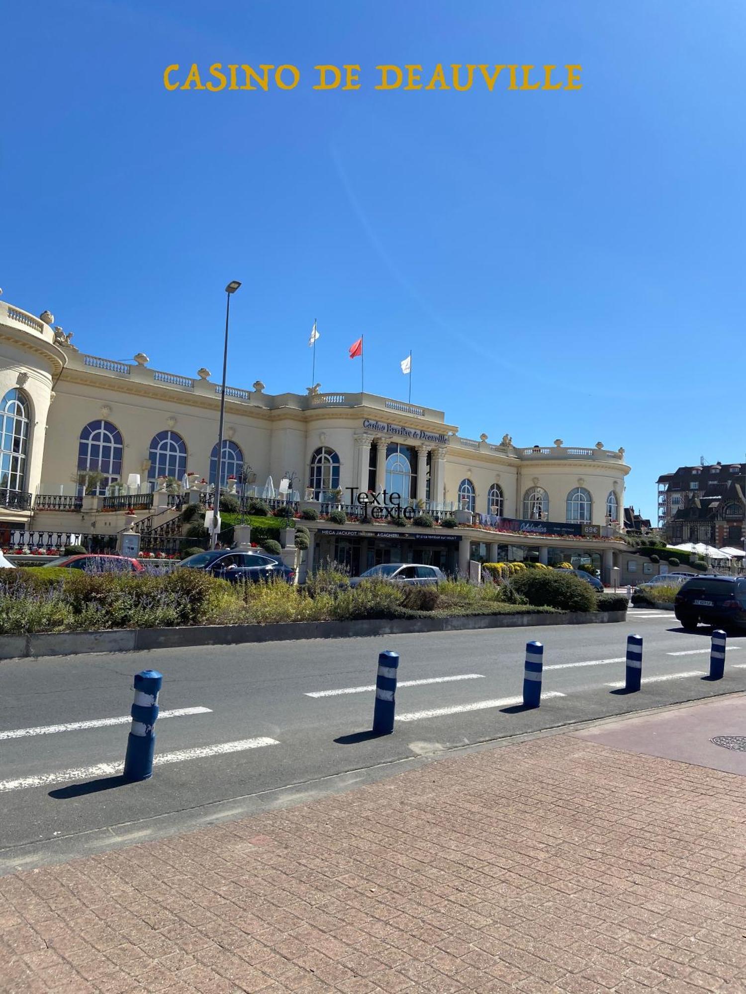 La Villa L'Oiseau Bleu Proche De La Plage Et De Deauville !!! Awards 2025 Blonville-sur-Mer Exteriör bild